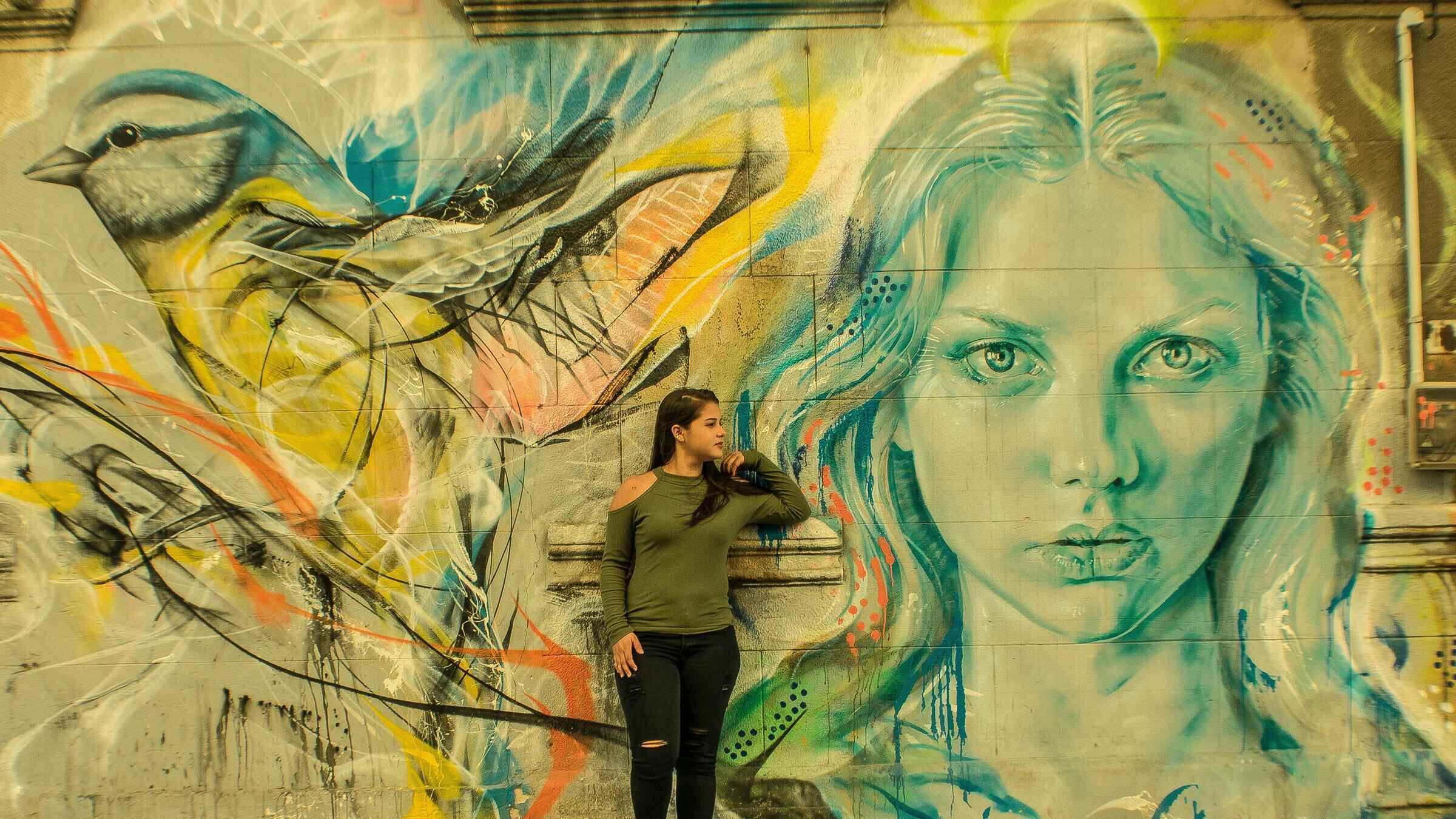 Montevideo: Old City Walking Tour with Photographer