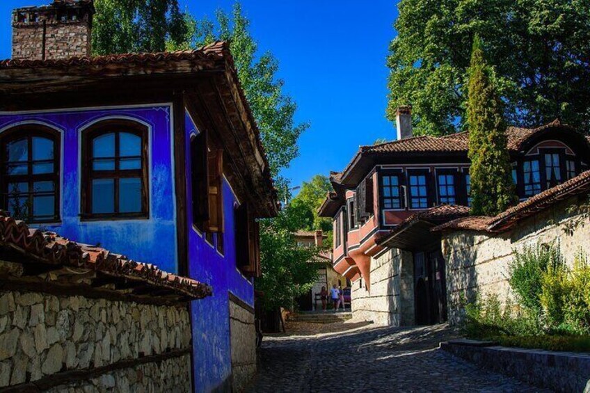 Full-Day Paragliding Guided Adventure with Lunch in Koprivshtica