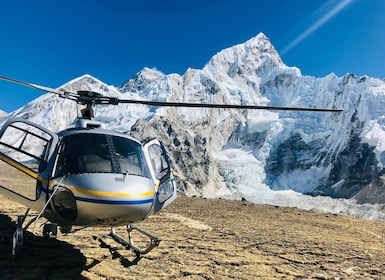 Kathmandu: Tour in elicottero del Campo Base dell'Everest