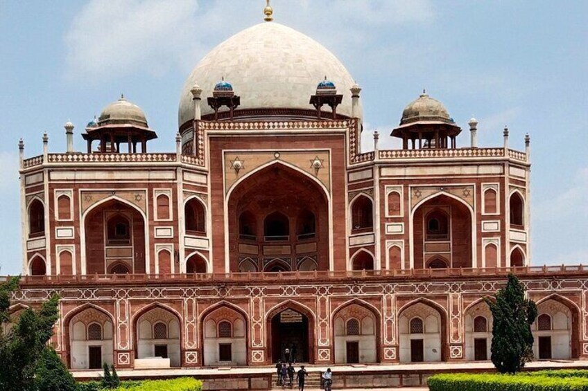 Delhi's historical 7 hours experience tour