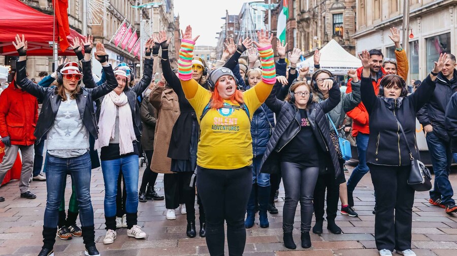 Glasgow: Silent Disco Adventure Tour