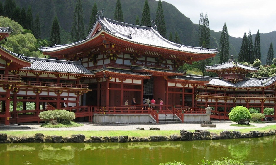 Uplifting Kyoto: Private Tour of Uji's Tea and Spirituality