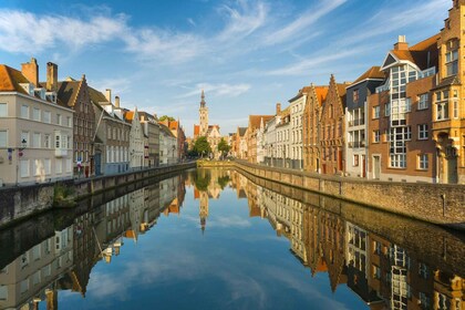 D’Amsterdam : Excursion d’une journée à Bruges en espagnol ou en anglais