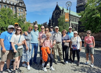 Glasgow: City Center Guided Walking Tour