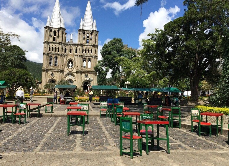 From Medellin: Day Trip to a Jardin Coffee Plantation