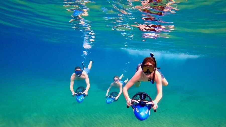 Wailea Beach: Guided Sea Scooter Snorkeling Tour