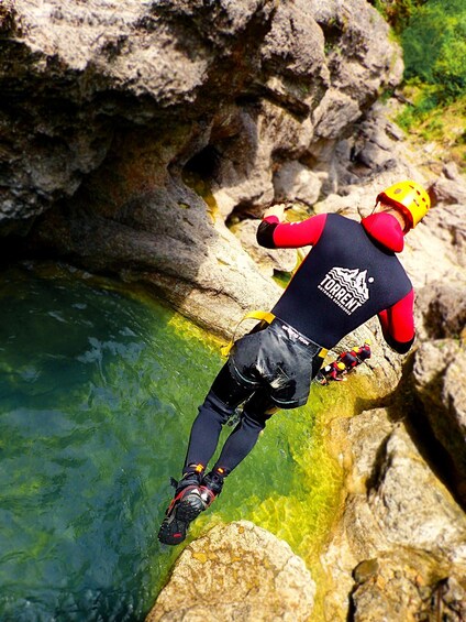Salzburg: 4-Hour Guided Canyoning Trip for Beginners