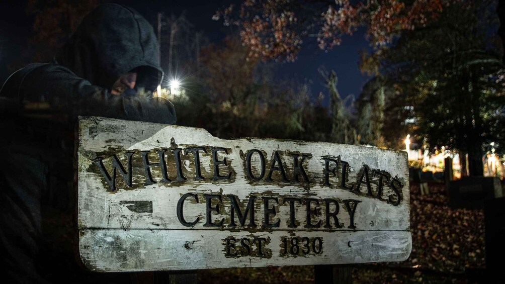 Gatlinburg: Ghosts of the Smokies Haunted Walking Tour