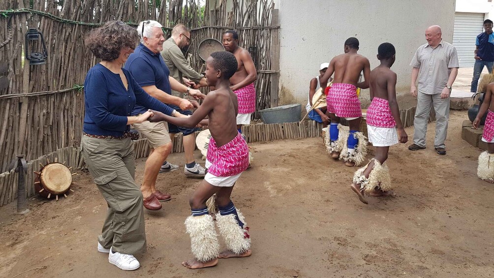 Picture 3 for Activity Kruger National Park: Village Tour & Halfday Kruger Safari