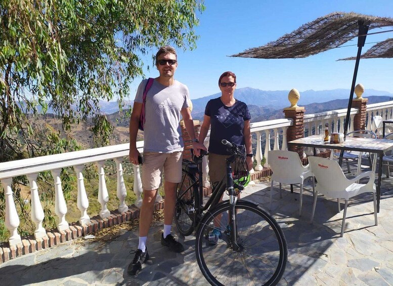 Picture 4 for Activity 4-Hour E-Bike Tour to Puerto de Leon (roundtrip)