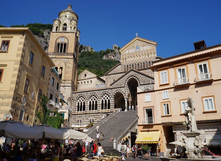 Picture 1 for Activity Amalfi: Discover the picturesque town on a private tour