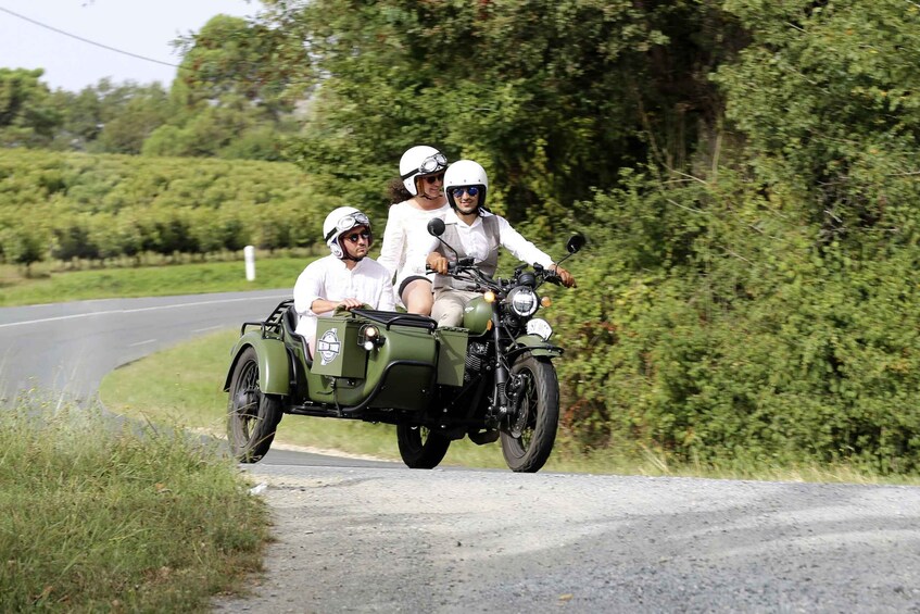 From Bordeaux: Médoc Vineyard and Chateau Tour by Sidecar