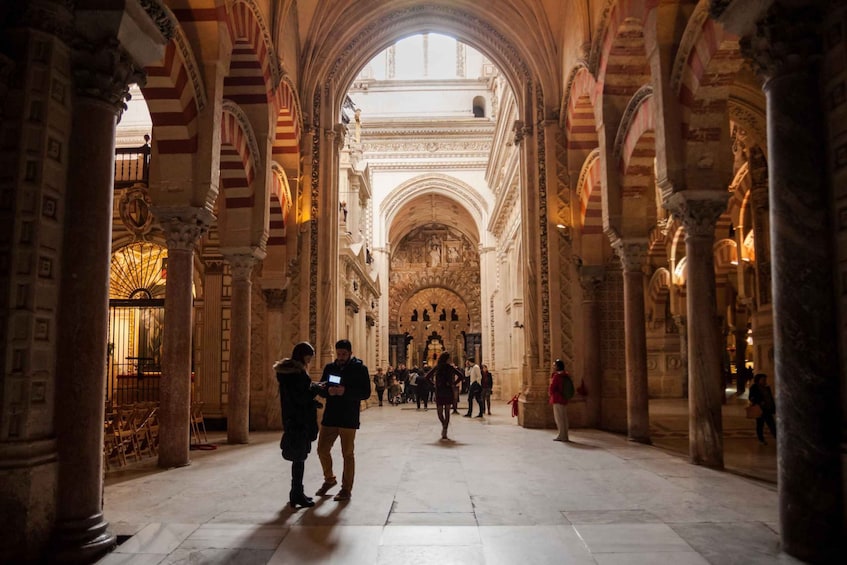 Córdoba: Skip-the-Line Great Mosque-Cathedral History Tour