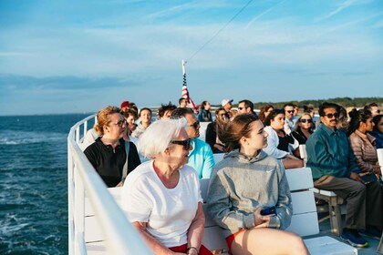 Hilton Head Island: Sunset Dolphin Cruise