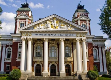 Sofia: Guided City Tour with Food Tasting