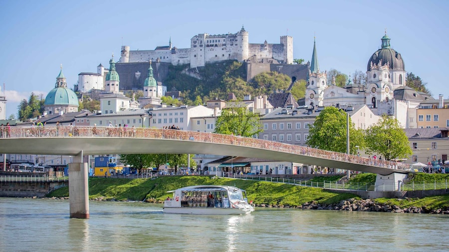Salzburg: Cruise, Dinner & Fortress Concert