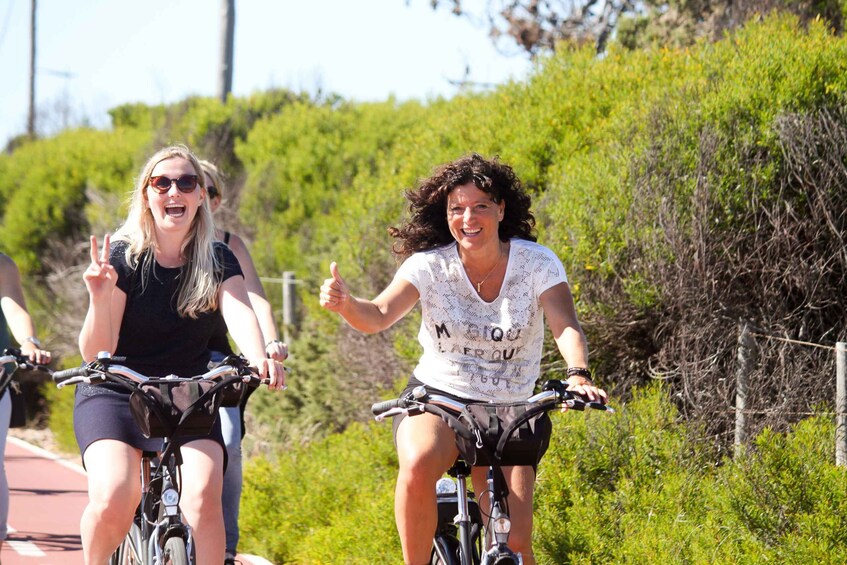 Picture 2 for Activity From Lisbon: Sintra to Cascais Full-Day Guided E-Bike Tour