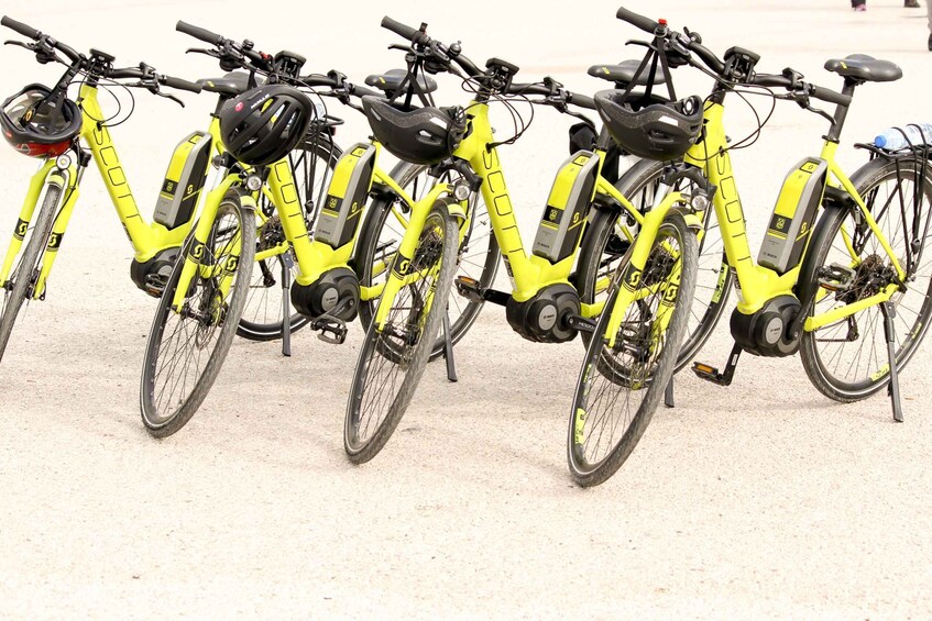Picture 11 for Activity From Lisbon: Sintra to Cascais Full-Day Guided E-Bike Tour