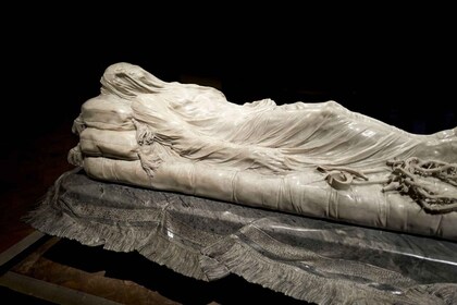 Napoli: Clare'n luostari Sisäänkäynti: Keskusta, Veiled Christ & Cloister o...