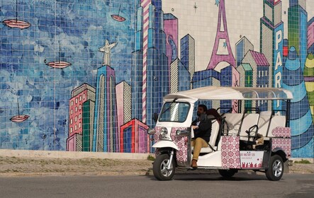 Tur Tamasya Lisbon 3 Jam dengan Tuk Tuk