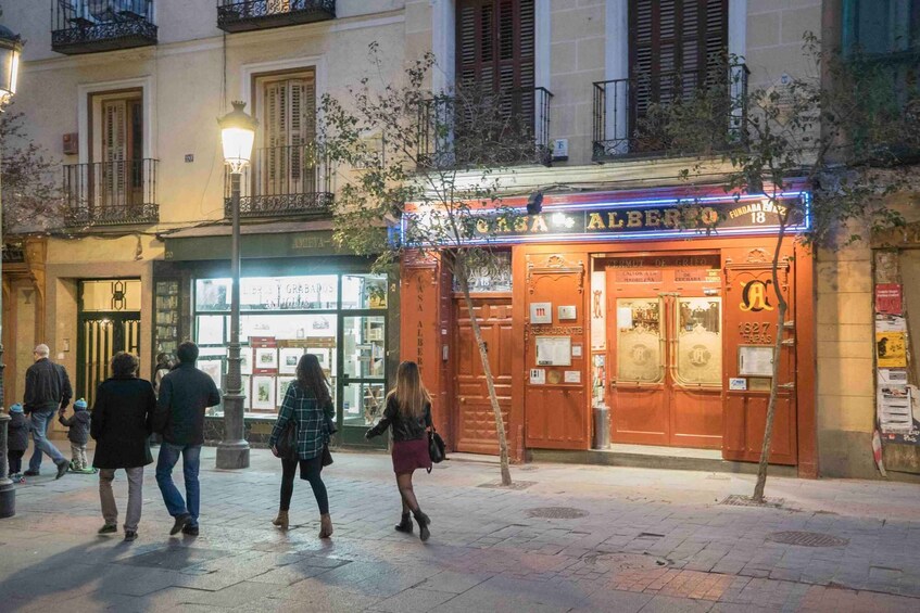 2.5-Hour Evening Tapas Tour through Madrid