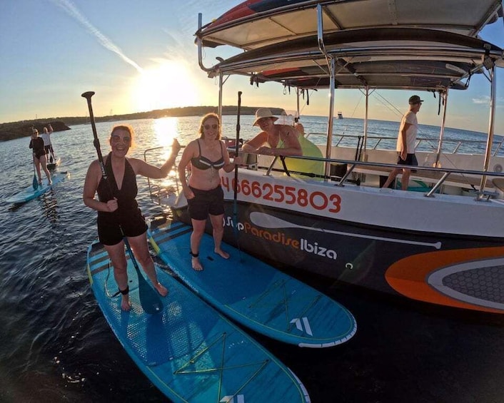 Ibiza: Paddlesurf and Snorkeling Boat Trip