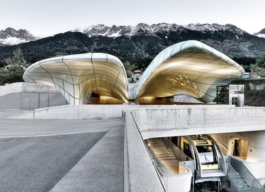 Hungerburg : Billets funiculaires aller-retour d’Innsbruck