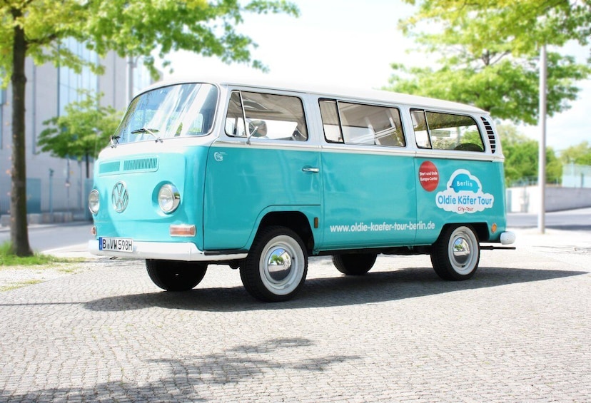 Berlin: 2-Hour Discovery Tour in a Volkswagen T2 Van