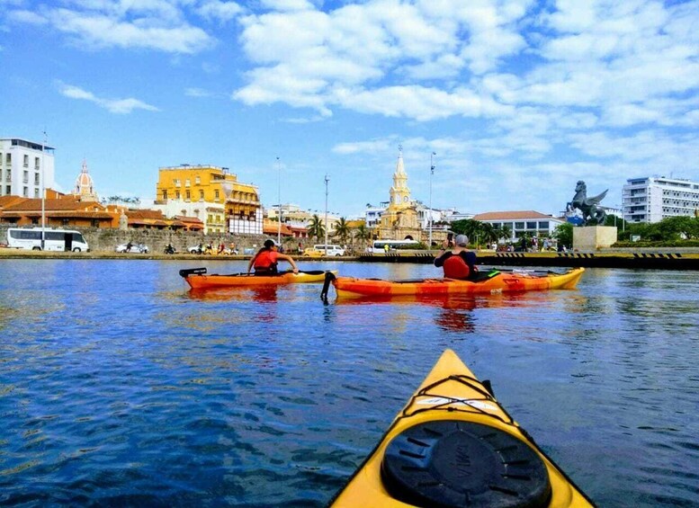 Cartagena: Walled City Kayak Tour