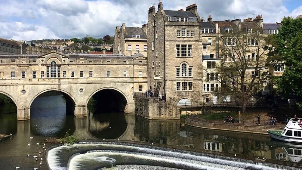 Picture 2 for Activity Bath: Guided City Walking Tour with Entry To The Roman Baths