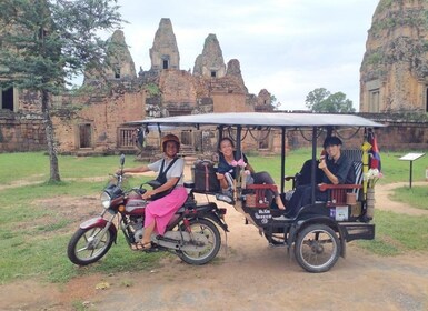 Angkor Temples & Monk Blessing by Lady Tuk Tuk & Guide