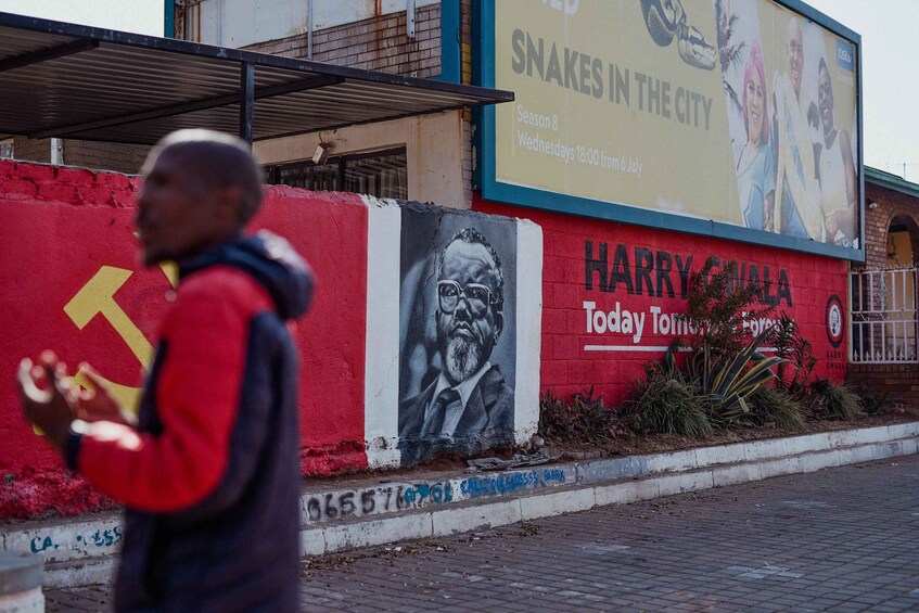 Picture 9 for Activity Soweto: Walking Tour with a Local Guide and Lunch