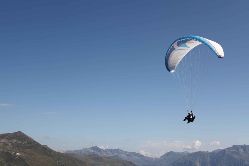 Picture 2 for Activity Davos: Tandem Paragliding Experience