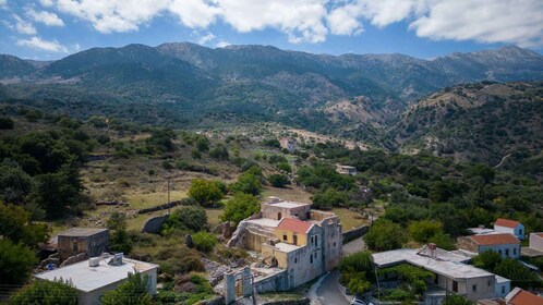 Chania: tour dei 7 villaggi di Apokoronas con pranzo