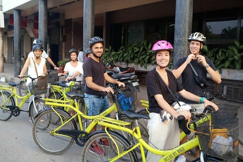 Picture 3 for Activity Old Delhi: 3.5-Hour Small-Group Bike Tour with Breakfast