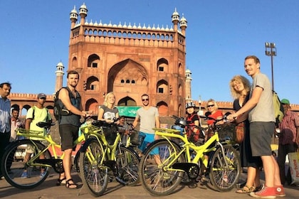 Old Delhi: 3,5 timmars cykeltur i liten grupp med frukost