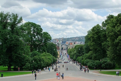 Oslon keskustan jalokivet Yksityinen kävelykierros