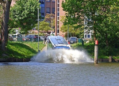 Lübeck: 1-stündige Splash Bus Stadtrundfahrt