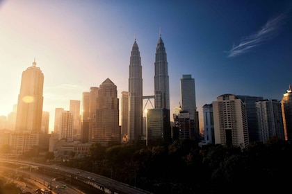 Kuala Lumpur: Kaupunkikierros ja Batu-luolat -yhdistelmä