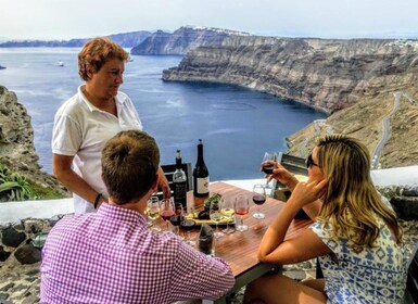 Santorin : visite guidée à 3 vignobles avec dégustation de vins