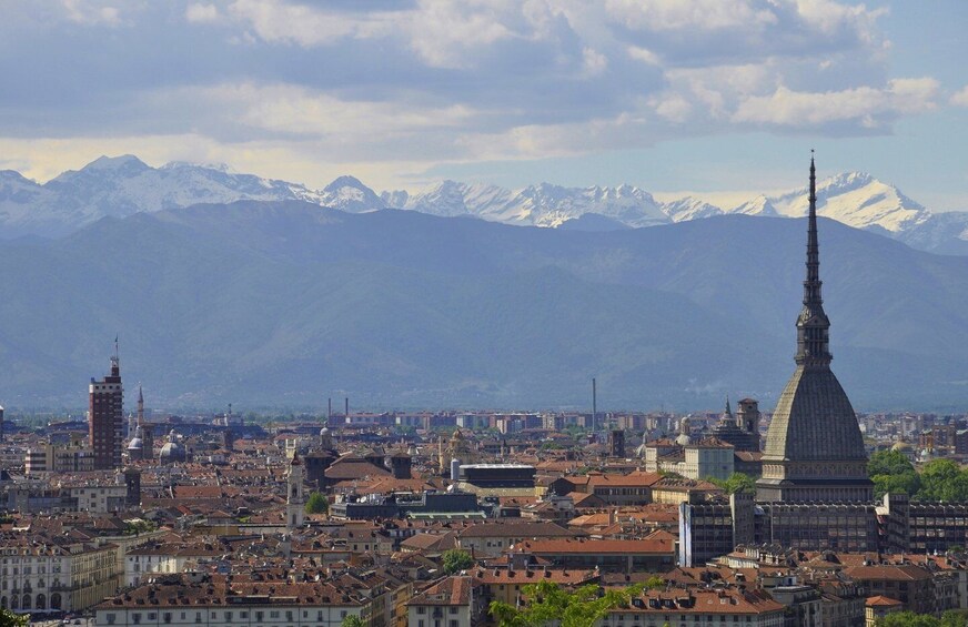 Picture 6 for Activity Turin: Historical Walking Tour by Night