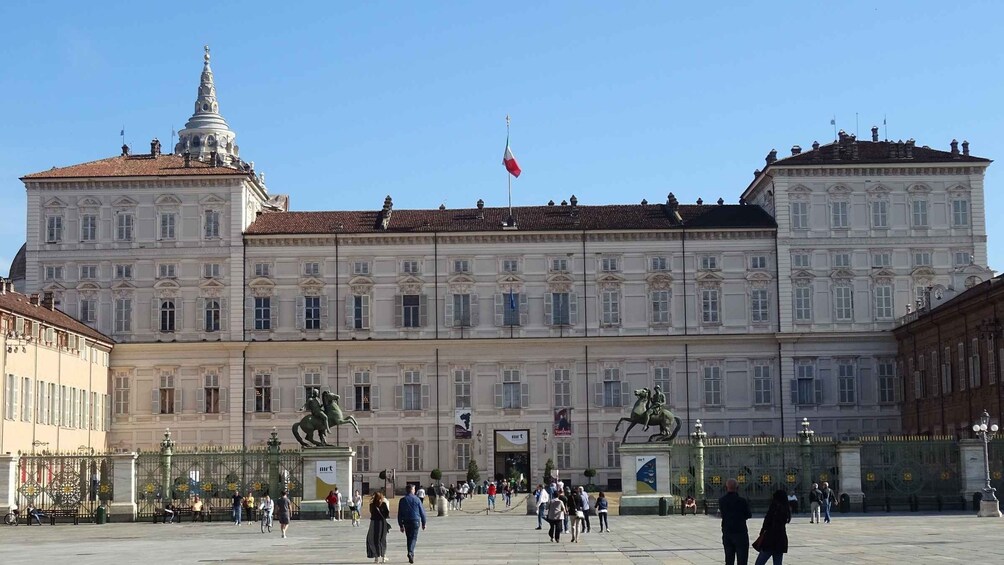 Picture 7 for Activity Turin: Historical Walking Tour by Night