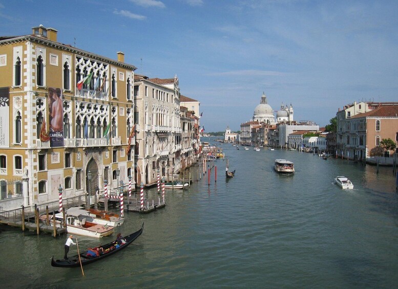 Picture 2 for Activity Venice: Private 2-Hour Walking Tour