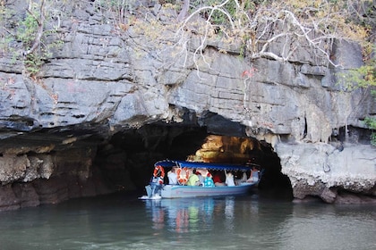 Langkawi: Mangrove Kilim UNESCO Geopark & Cave Tour