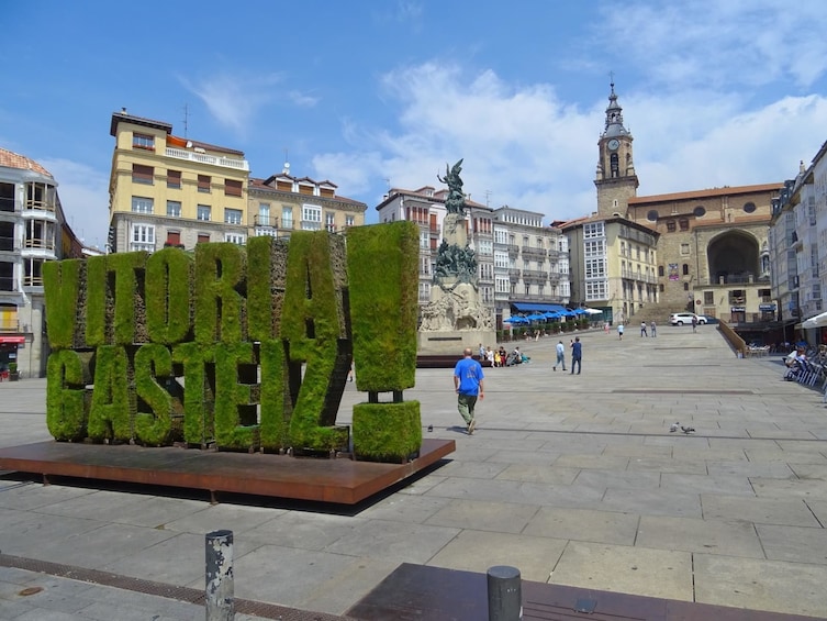 Full-Day Guided Tour of Vitoria-Gasteiz & Basque Country