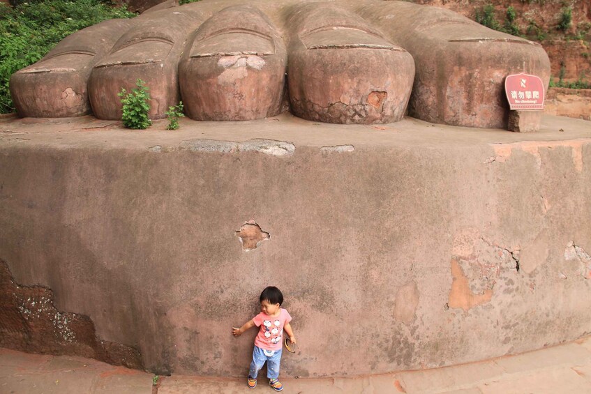 Picture 2 for Activity Full-Day Tour of Leshan's Giant Buddha from Chengdu