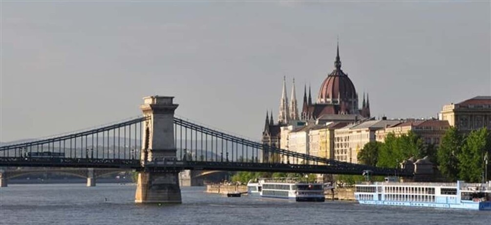 Picture 2 for Activity Budapest: Private 4-Hour Guided Walking Tour