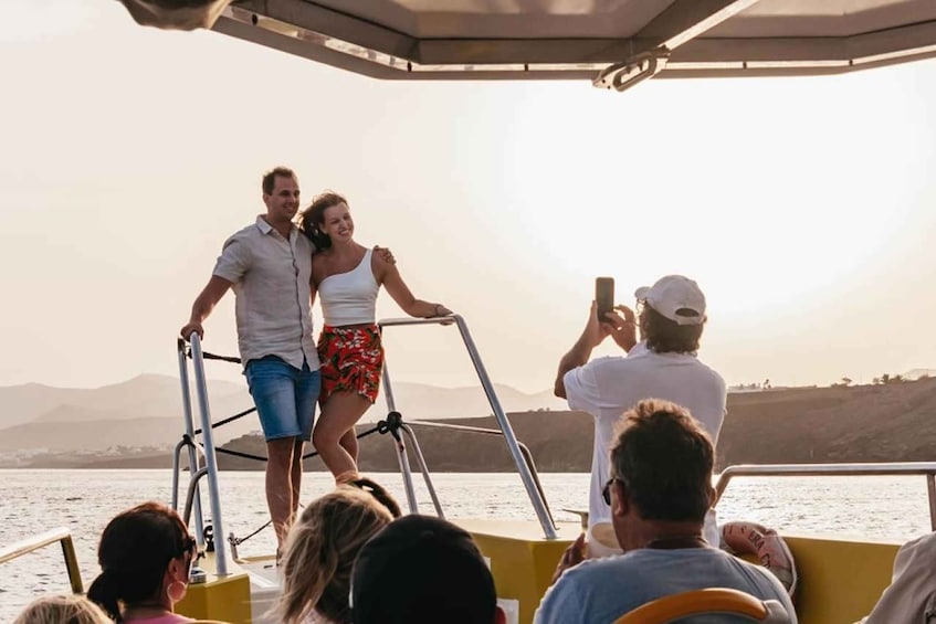 Lanzarote: 2.5-Hour Sunset and Dolphins Cruise