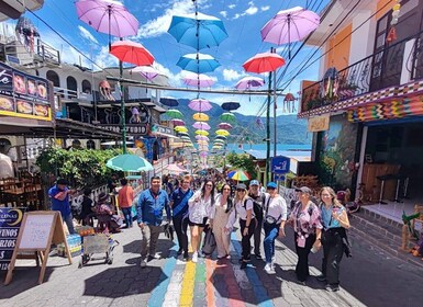 Desde Antigua: Excursión de un día en barco por el Lago de Atitlán