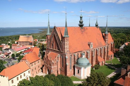 Kopernik-polku Fromborkissa Yksityinen kierros Gdanskista autolla